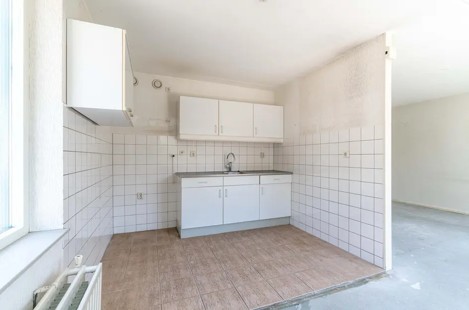 Oe Thantstraat 4
