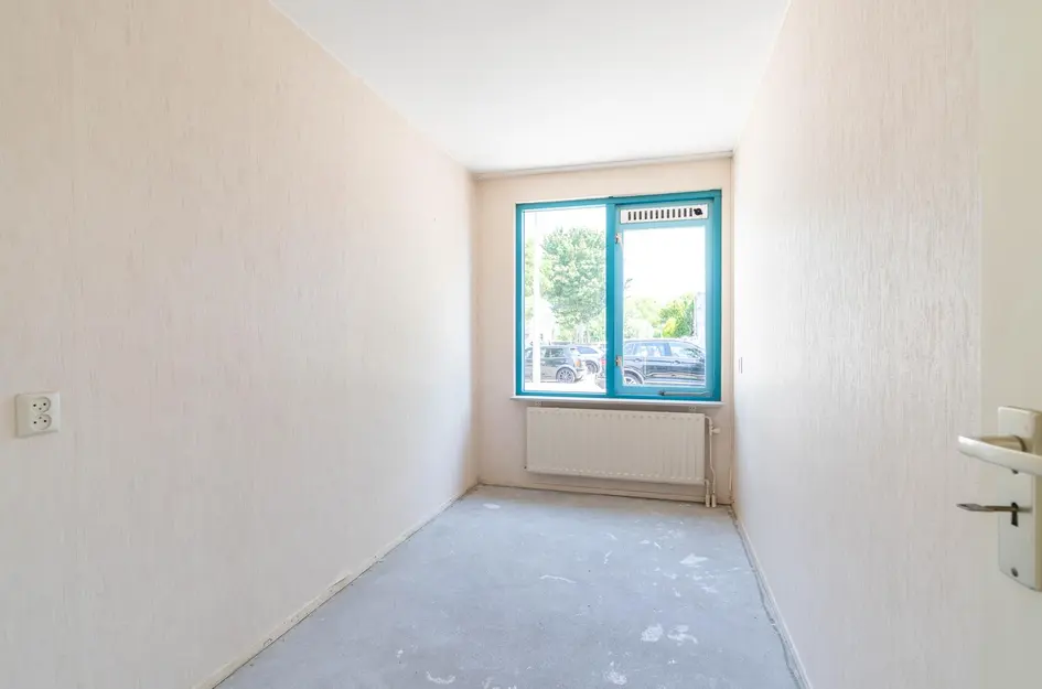 Oe Thantstraat 4