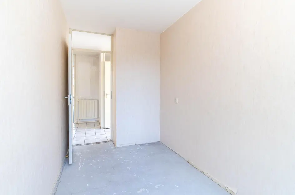 Oe Thantstraat 4