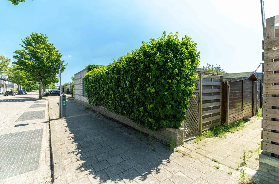 Oe Thantstraat 4