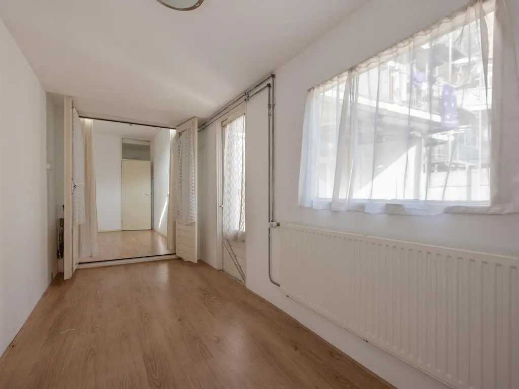 Monstersestraat 70, 'S-GRAVENHAGE