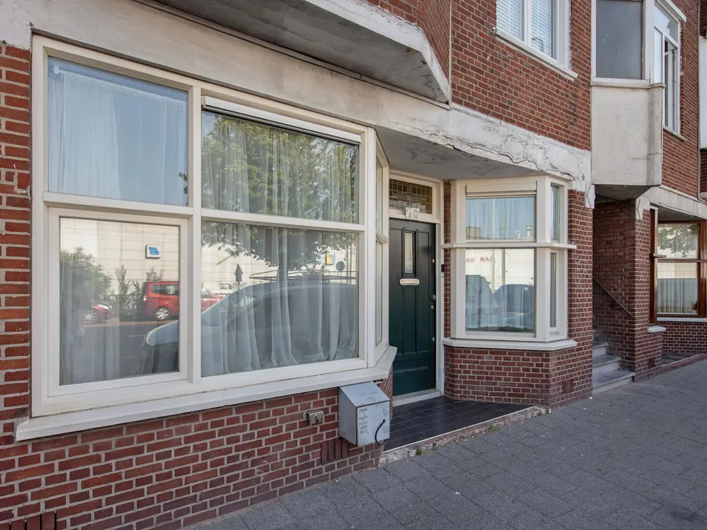 Monstersestraat 70, 'S-GRAVENHAGE