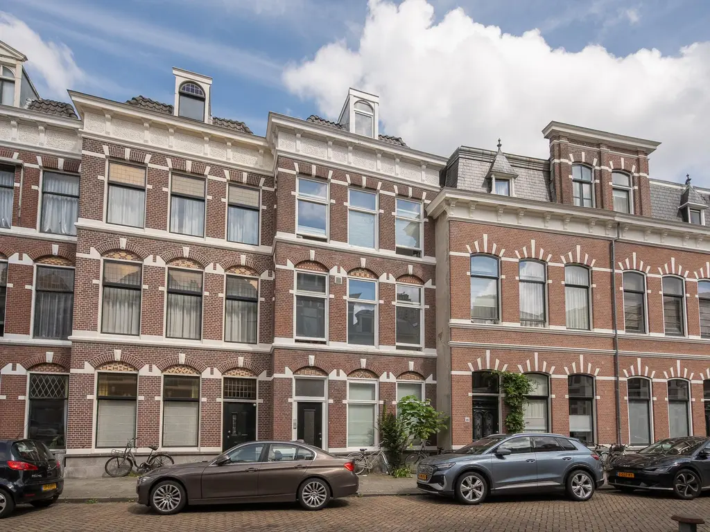 Emmastraat 14F, 'S-GRAVENHAGE