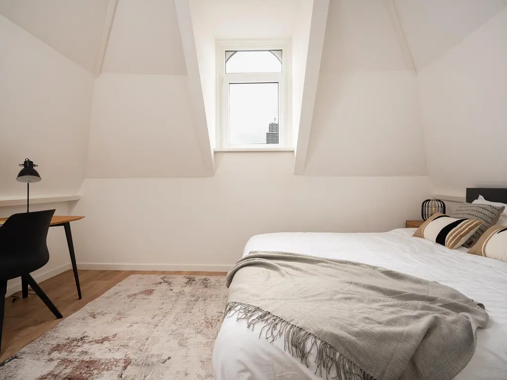 Emmastraat 14F, 'S-GRAVENHAGE