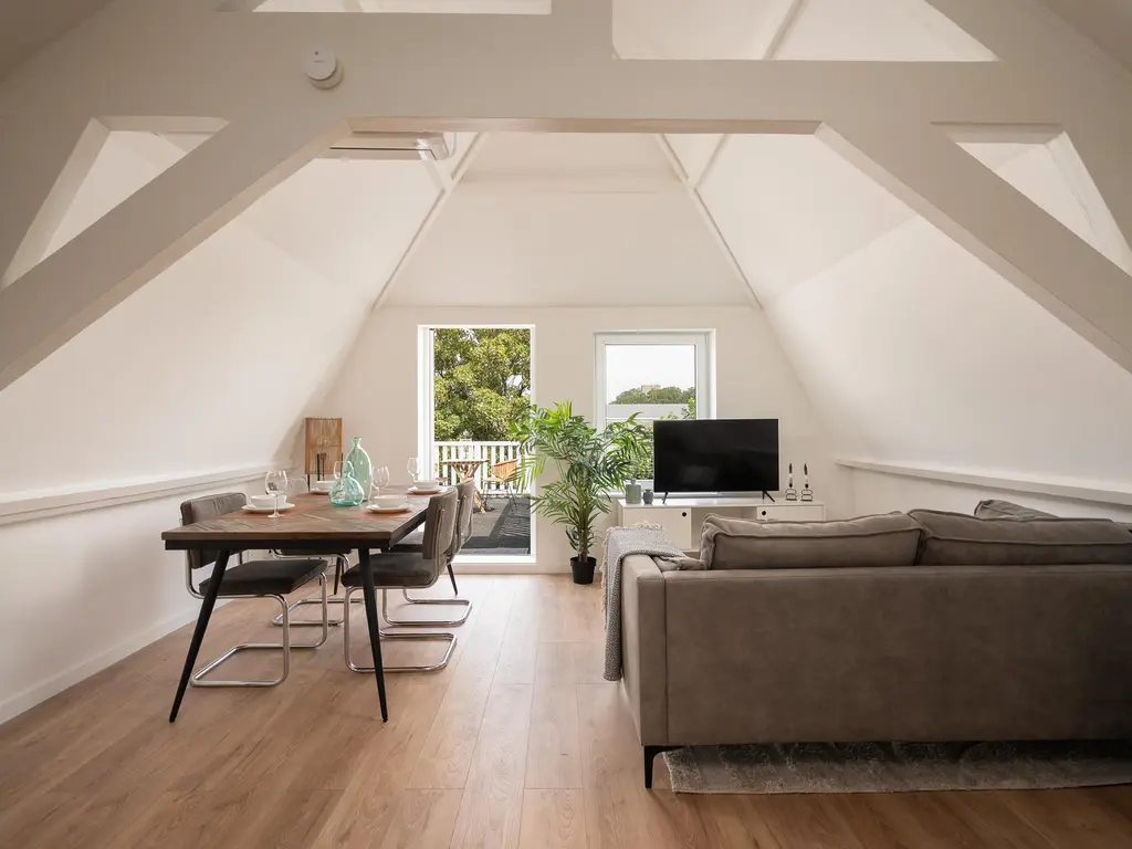 Emmastraat 14F, 'S-GRAVENHAGE