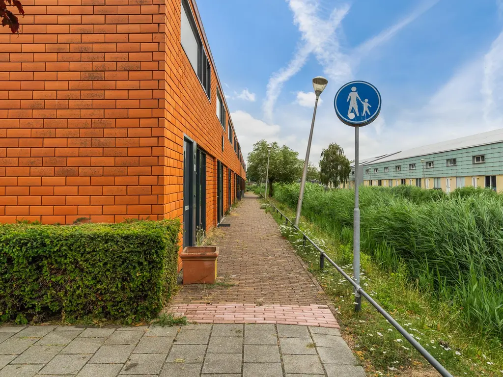 Van Essendijk 113, 'S-GRAVENHAGE