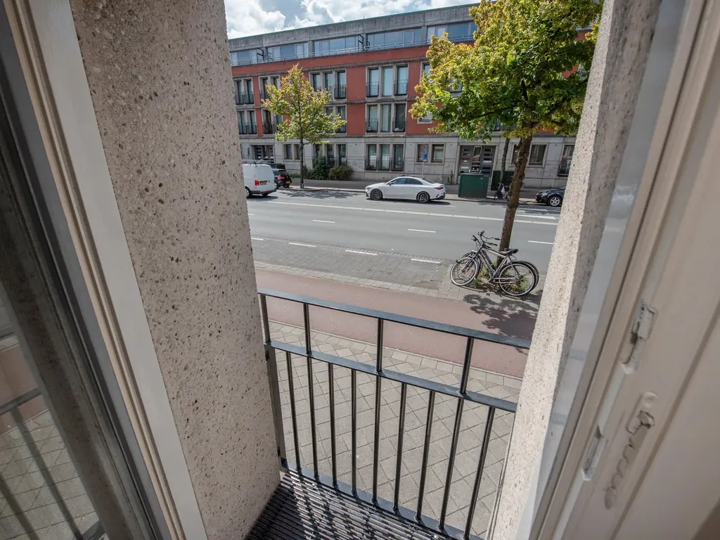 Van der Helststraat 121, 'S-GRAVENHAGE