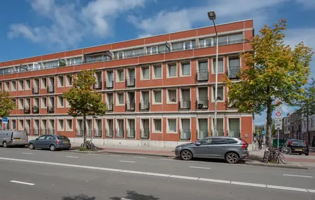 Van der Helststraat 121, 'S-GRAVENHAGE