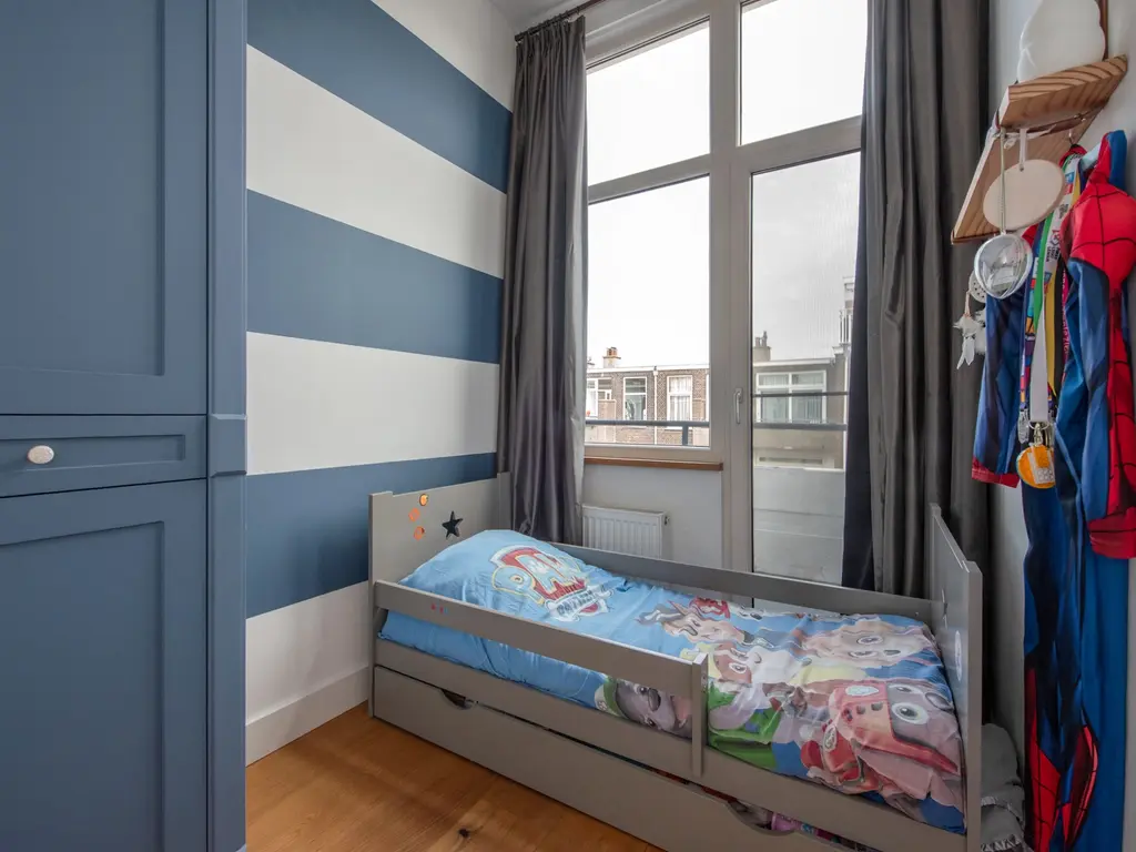 d'Aumeriestraat 8, 'S-GRAVENHAGE