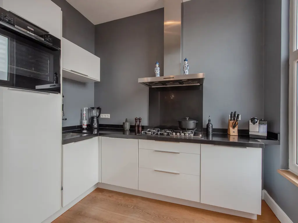 d'Aumeriestraat 8, 'S-GRAVENHAGE