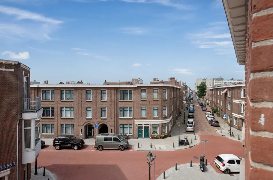 d'Aumeriestraat 8