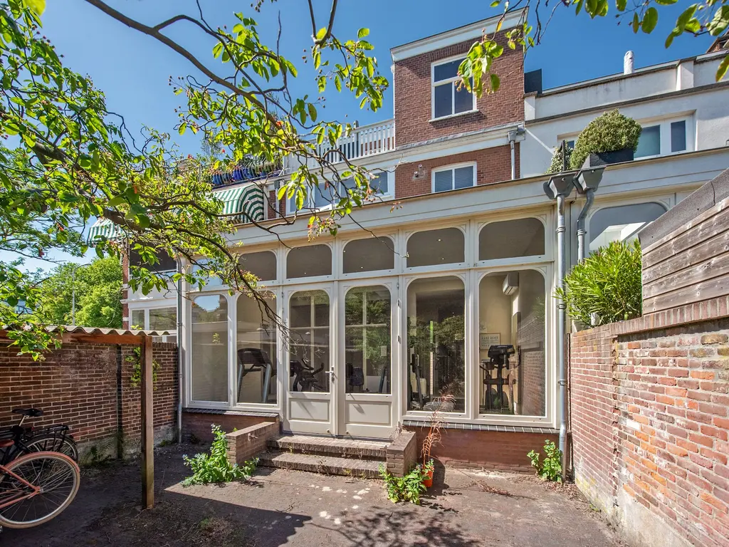 Bezuidenhoutseweg 211, 'S-Gravenhage