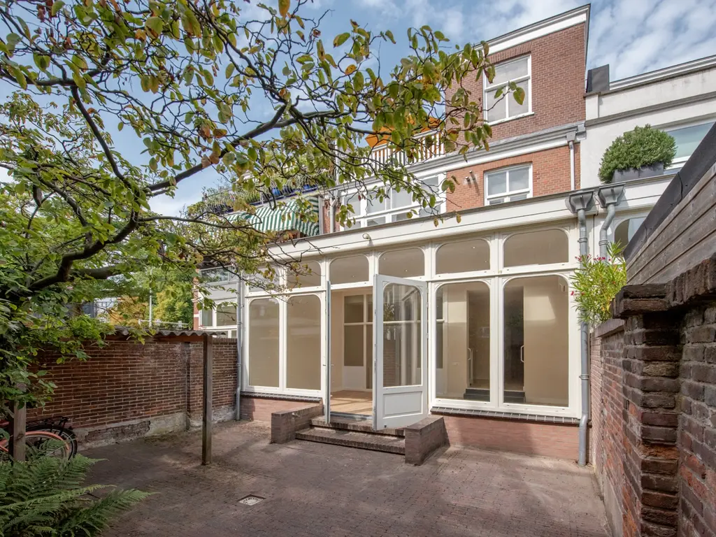 Bezuidenhoutseweg 211, 'S-Gravenhage