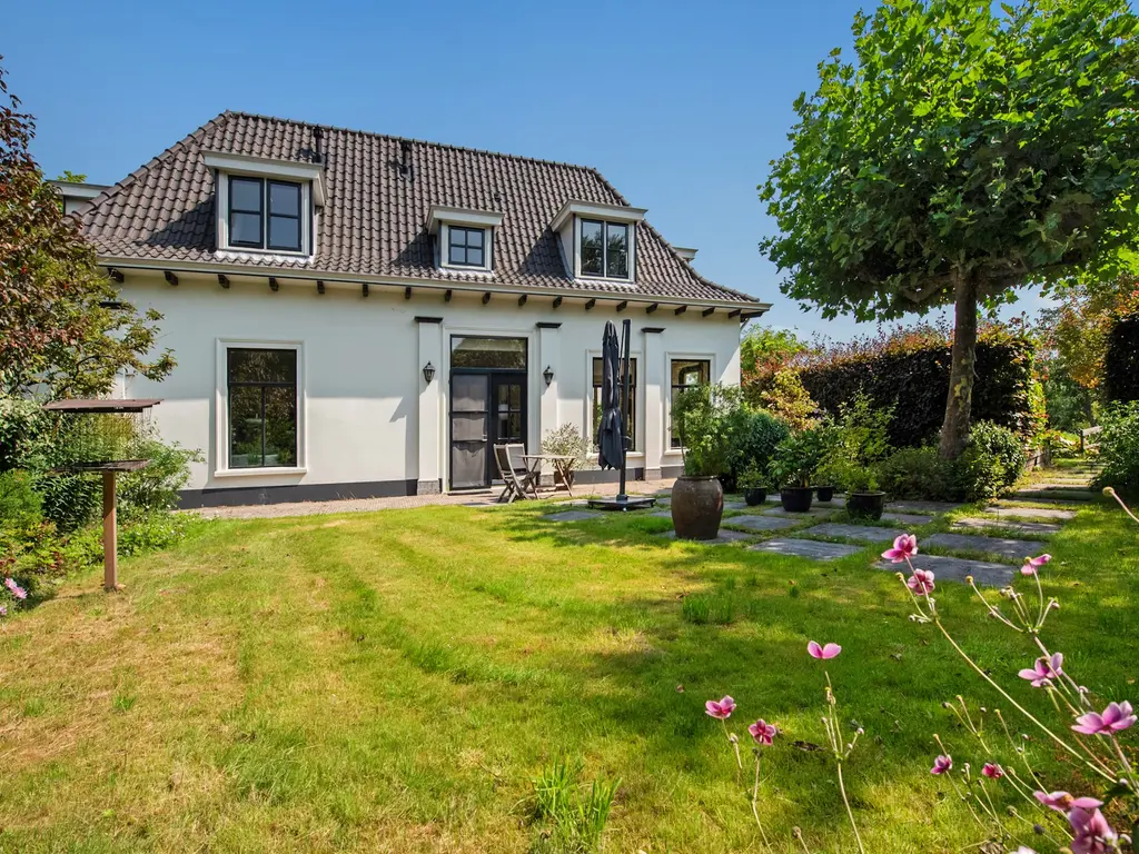 Westvlietweg 129, 'S-GRAVENHAGE