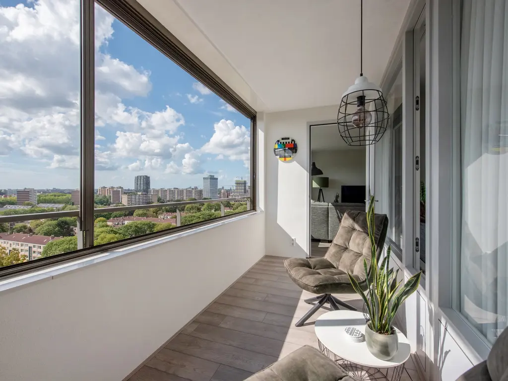 Klaroenstraat 327, RIJSWIJK