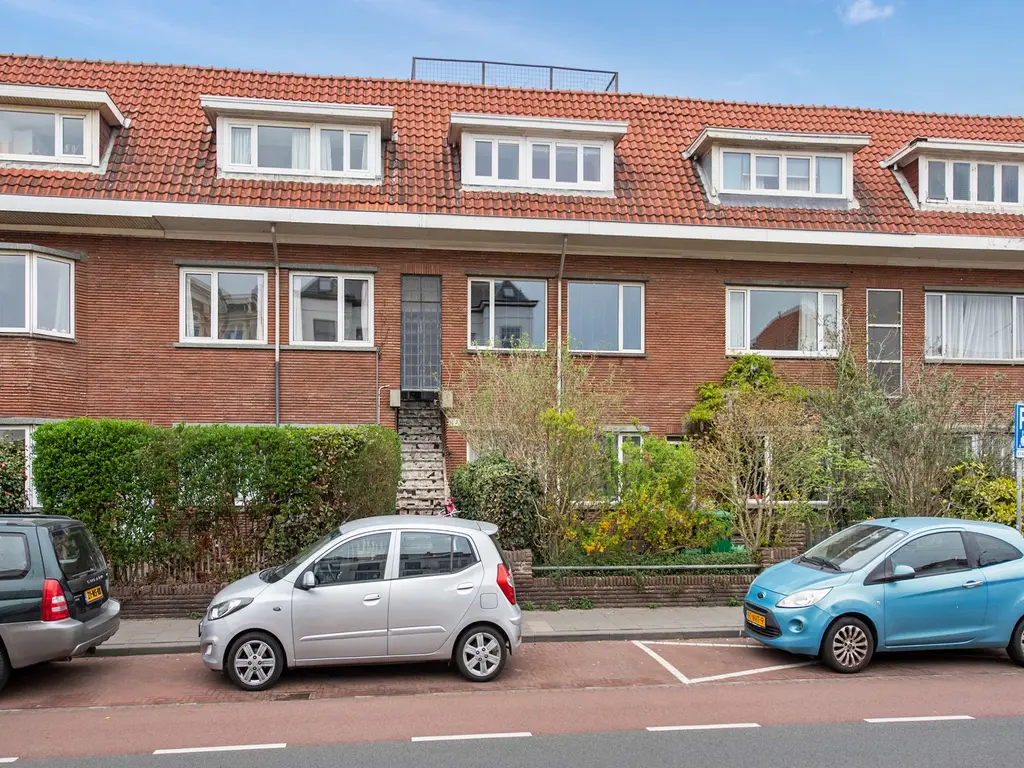 Gevers Deynootweg 42, 'S-GRAVENHAGE