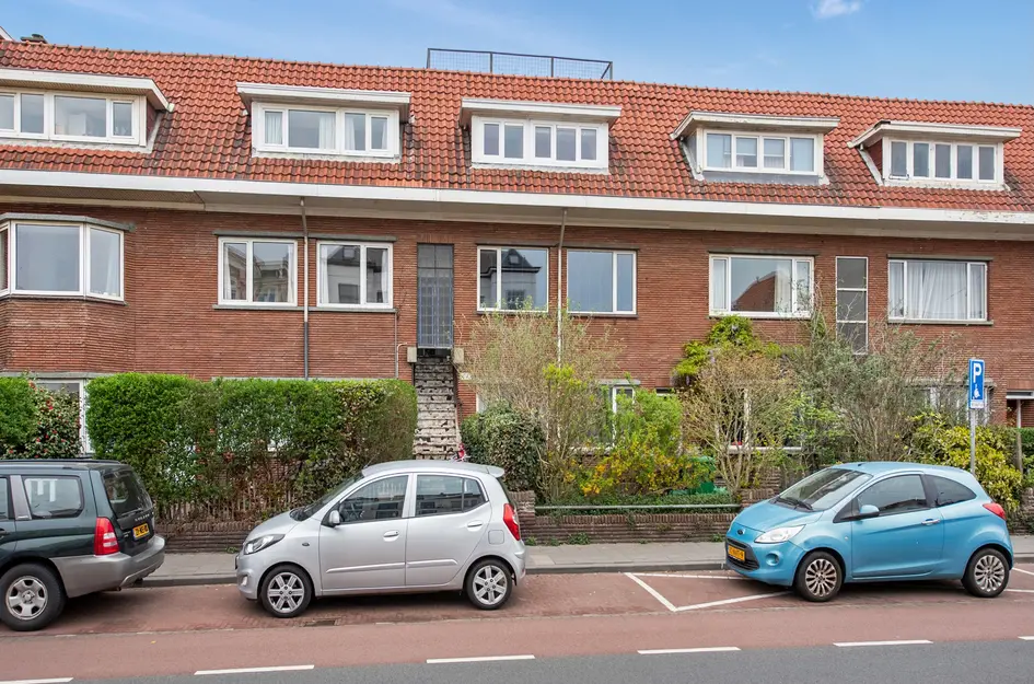 Gevers Deynootweg 42