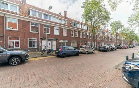 Marktweg 90, 'S-GRAVENHAGE
