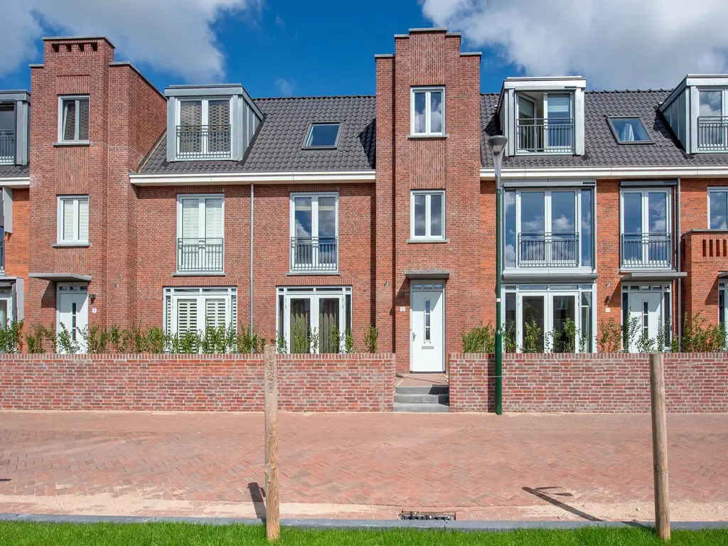 Nautawerf 10, LEIDSCHENDAM