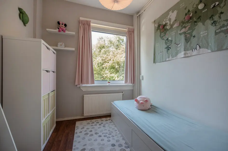 Dr N. Adrianistraat 19