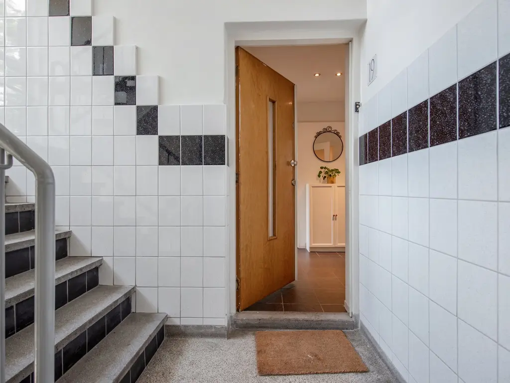 Dr N. Adrianistraat 19, RIJSWIJK