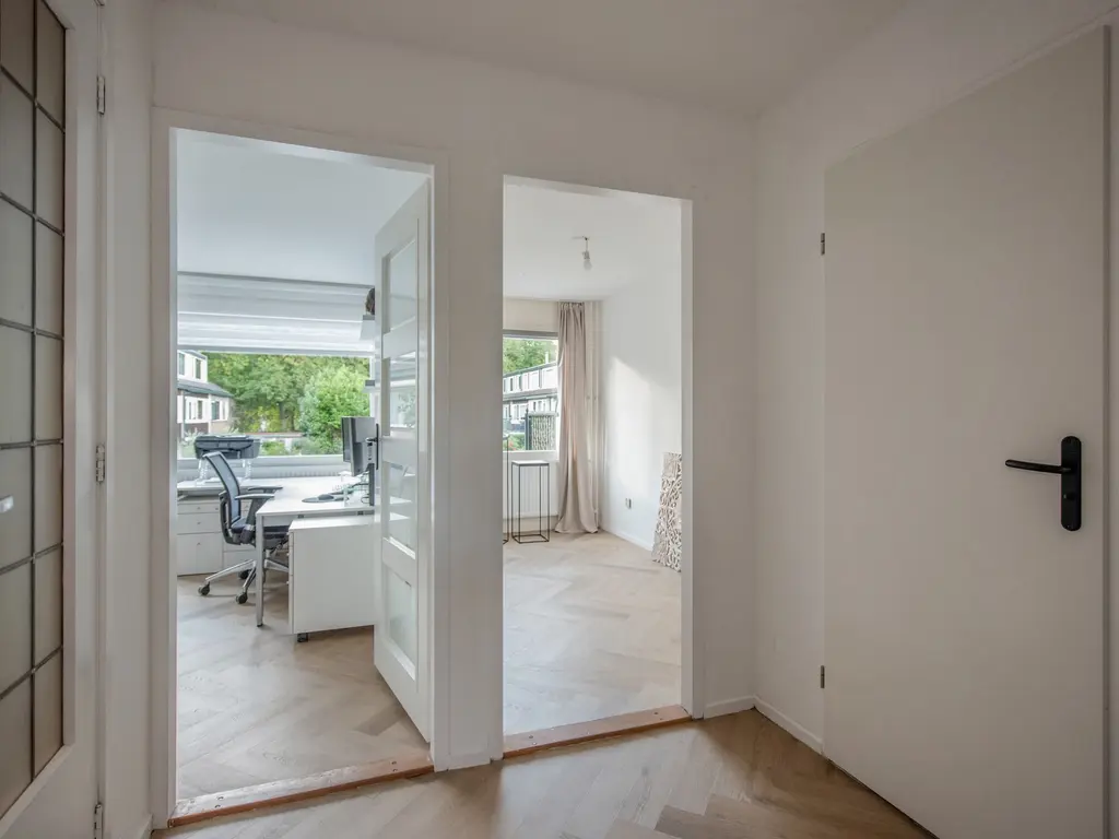 Steurendaal 24, 'S-GRAVENHAGE