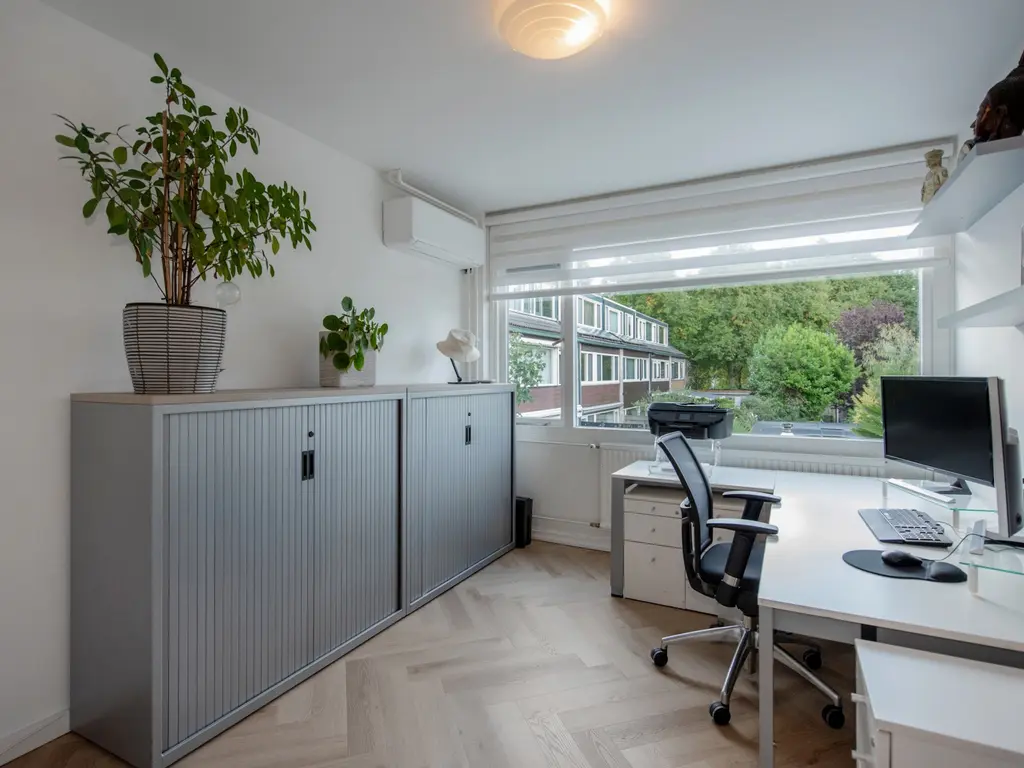 Steurendaal 24, 'S-GRAVENHAGE