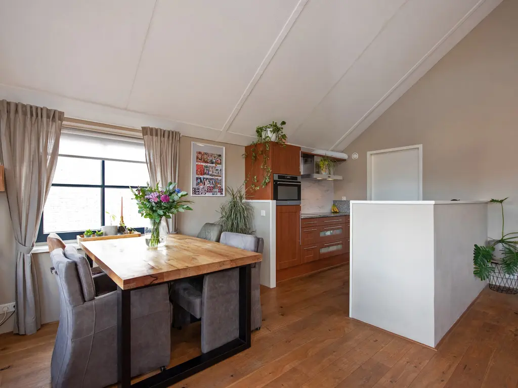 Galop 7, NOOTDORP