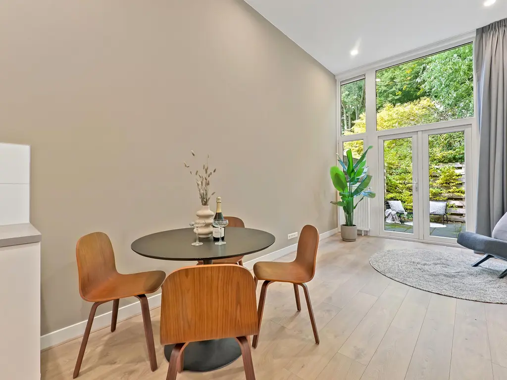 Minckelersstraat 10G, 'S-GRAVENHAGE