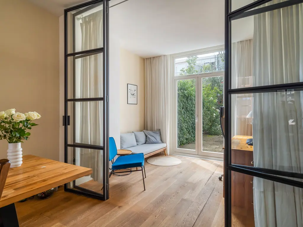 Fahrenheitstraat 274, 'S-GRAVENHAGE