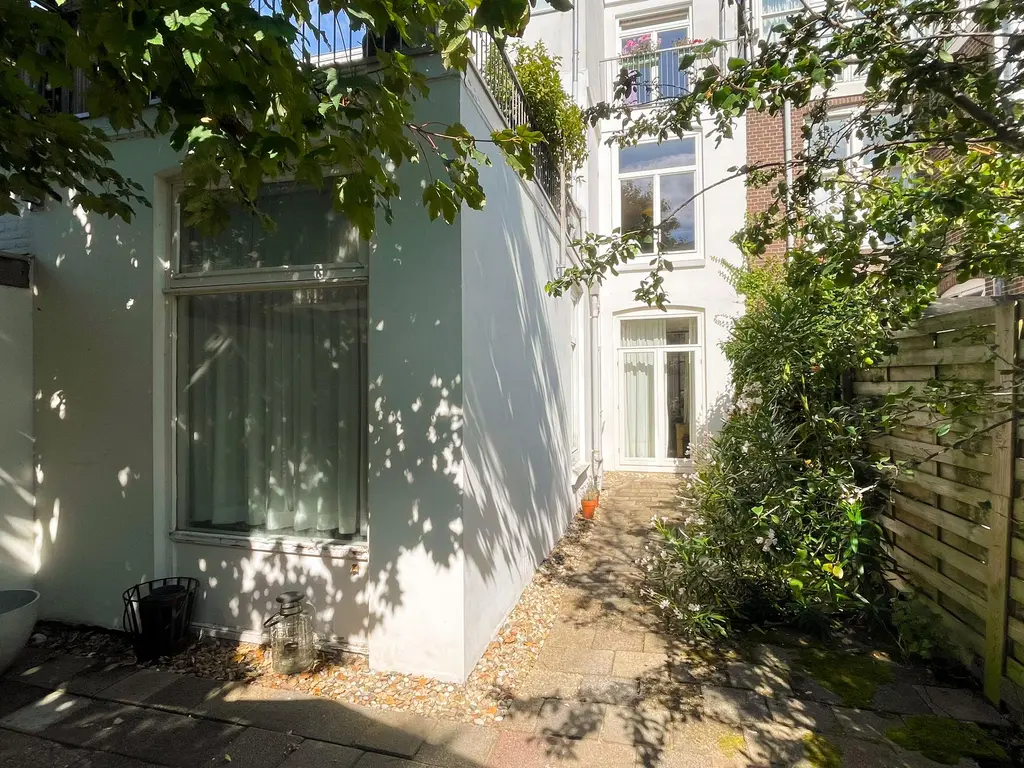 Fahrenheitstraat 274, 'S-GRAVENHAGE