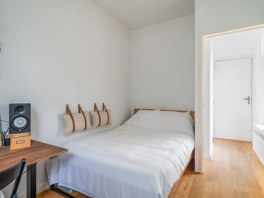 Fahrenheitstraat 274, 'S-GRAVENHAGE