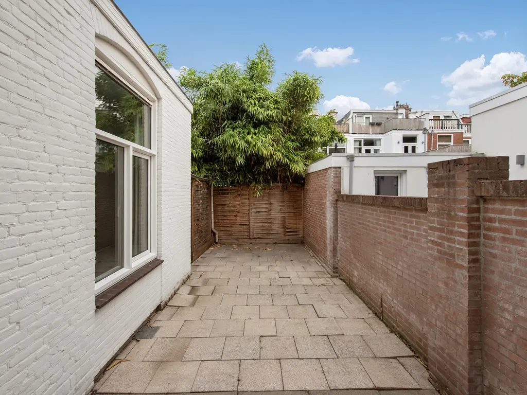 Fahrenheitstraat 395, 'S-GRAVENHAGE