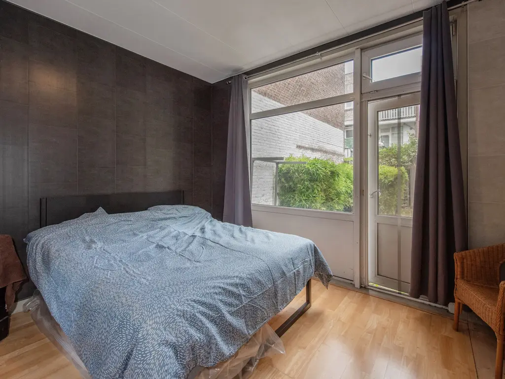 Deimanstraat 326, 'S-GRAVENHAGE