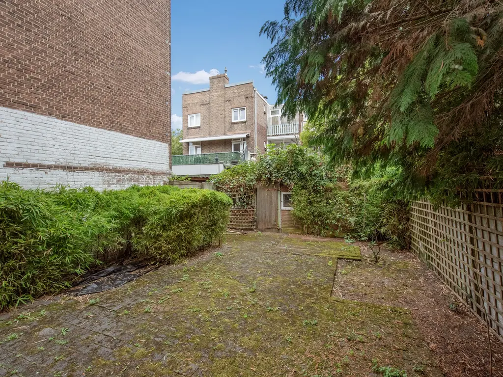 Deimanstraat 326, 'S-GRAVENHAGE