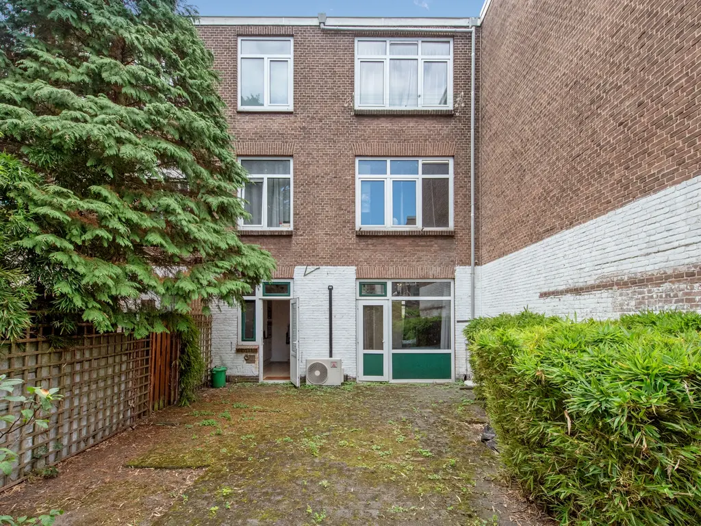 Deimanstraat 326, 'S-GRAVENHAGE