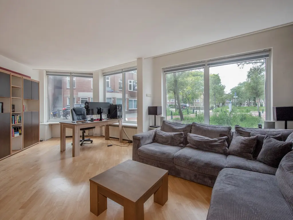 Deimanstraat 326, 'S-GRAVENHAGE