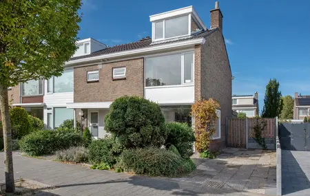Sir Winston Churchillln 406, RIJSWIJK