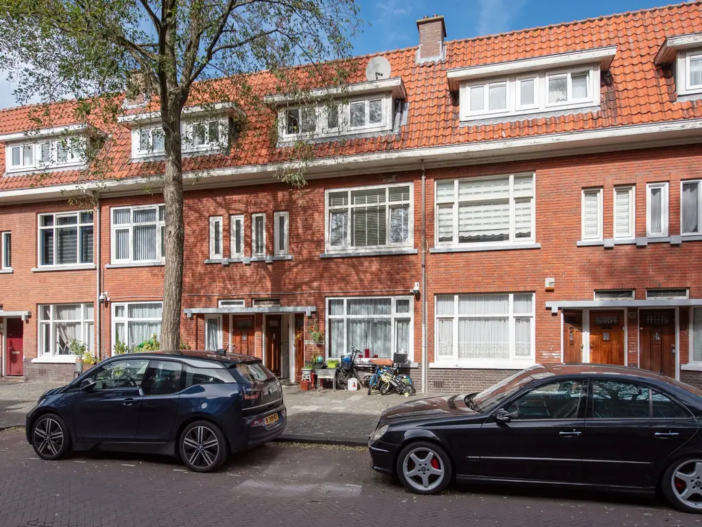 Marktweg 275, 'S-GRAVENHAGE