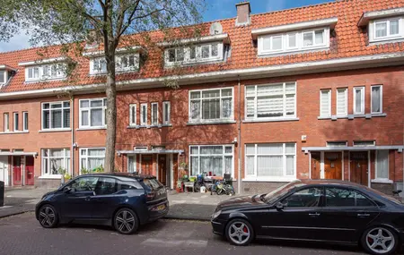 Marktweg 275, 'S-GRAVENHAGE