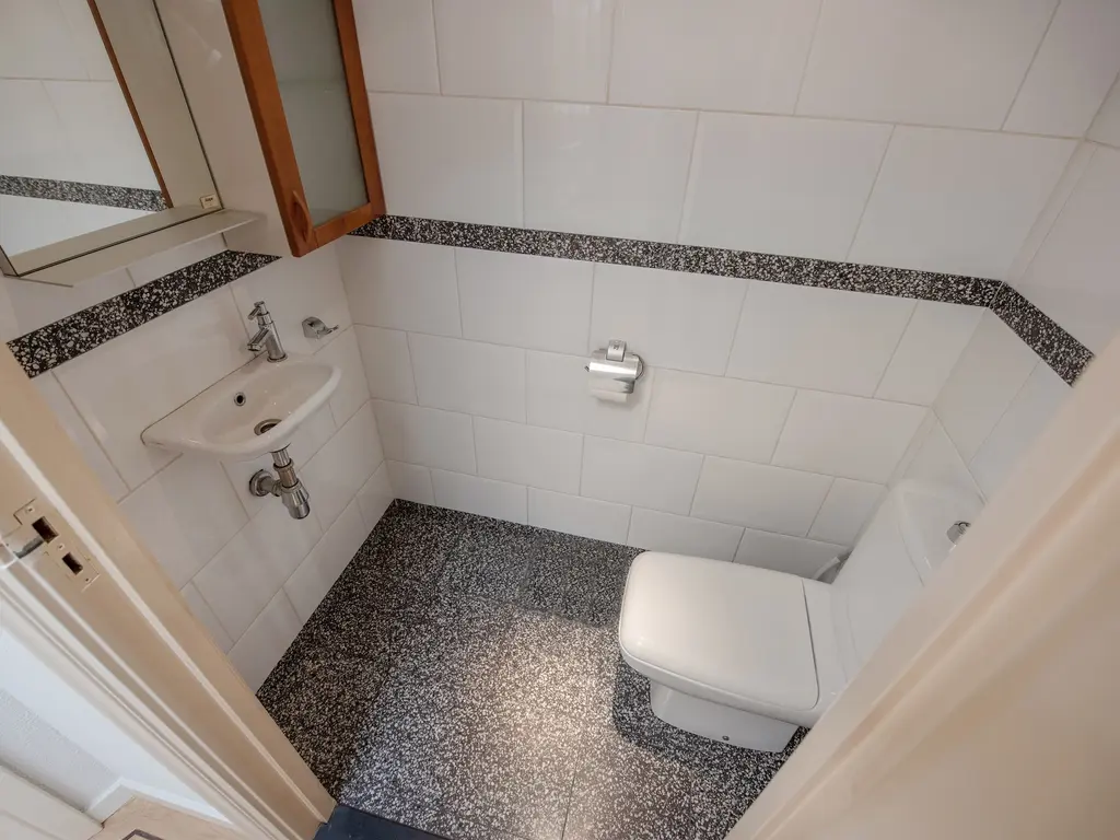 Praagsingel 127, 'S-GRAVENHAGE