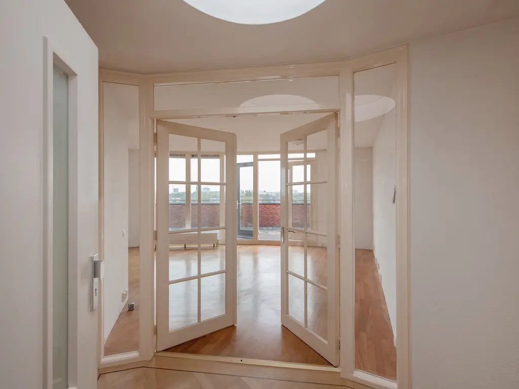 Praagsingel 127, 'S-GRAVENHAGE