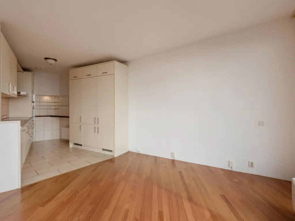 Praagsingel 127, 'S-GRAVENHAGE