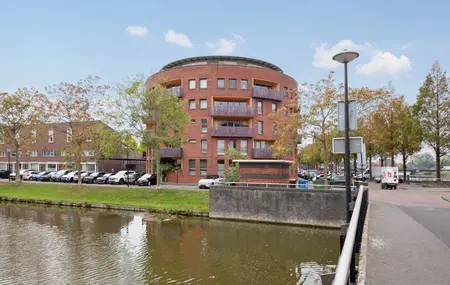 Praagsingel 127, 'S-GRAVENHAGE