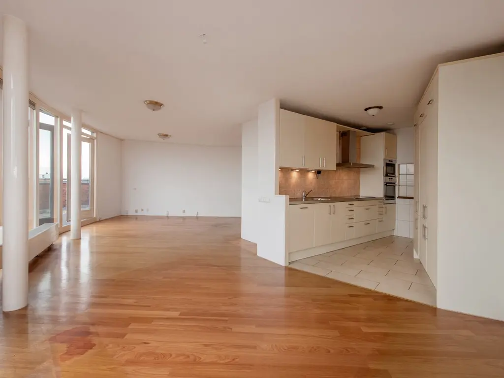 Praagsingel 127, 'S-GRAVENHAGE