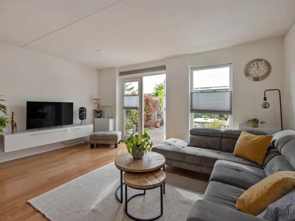 Meerkoetstraat 13, 'S-GRAVENHAGE