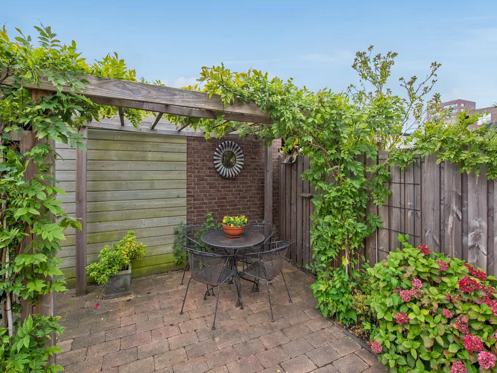 Meerkoetstraat 13, 'S-GRAVENHAGE