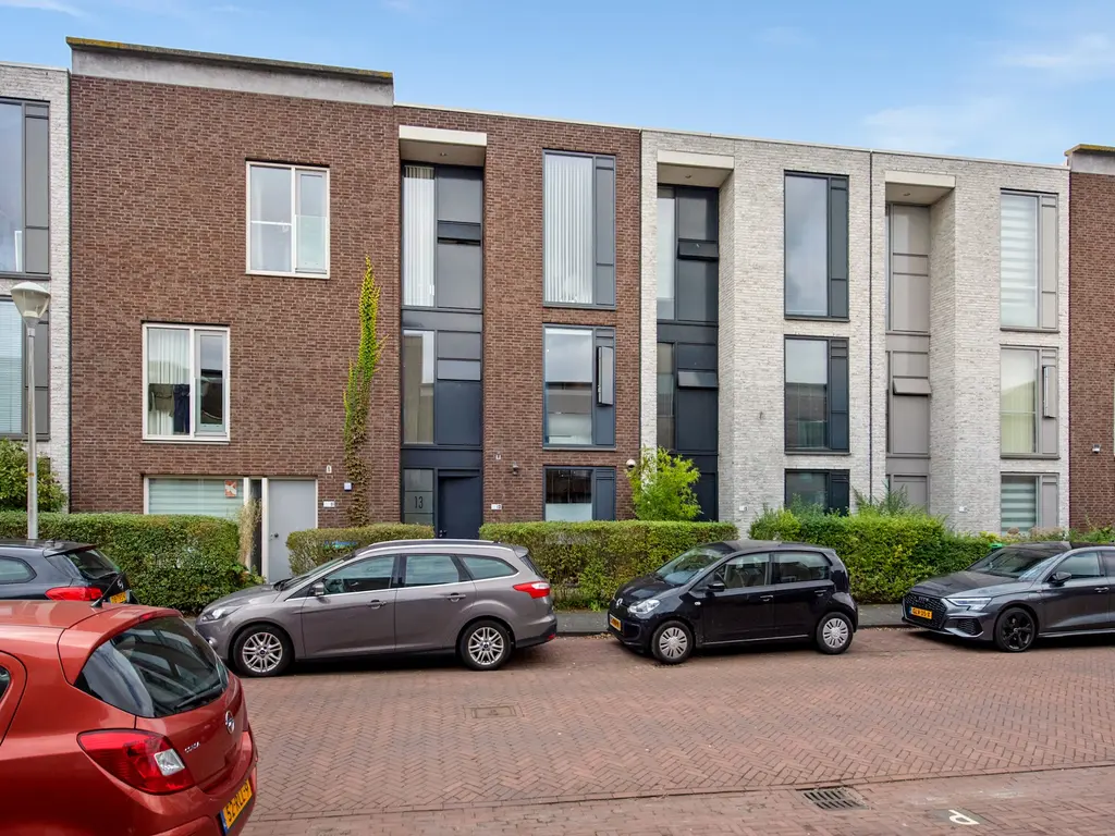 Meerkoetstraat 13, 'S-GRAVENHAGE