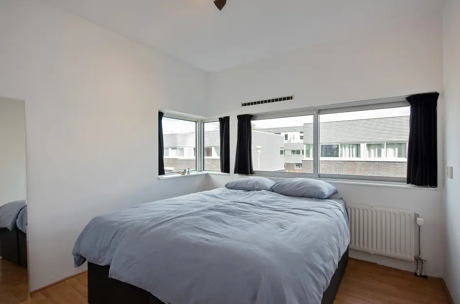 Mieogvaart 25