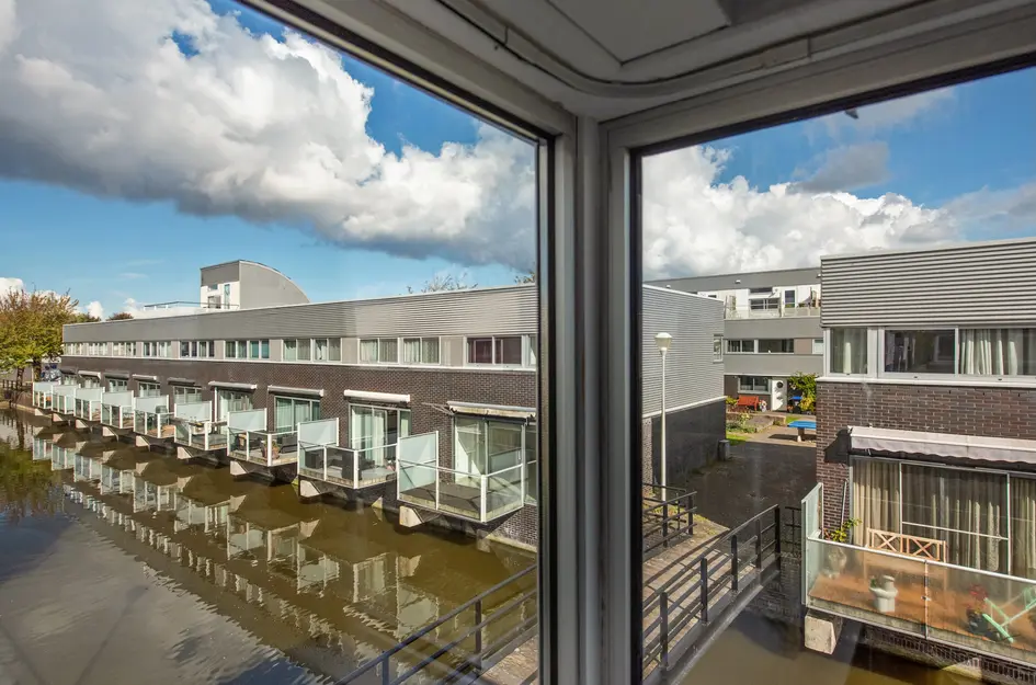 Mieogvaart 25